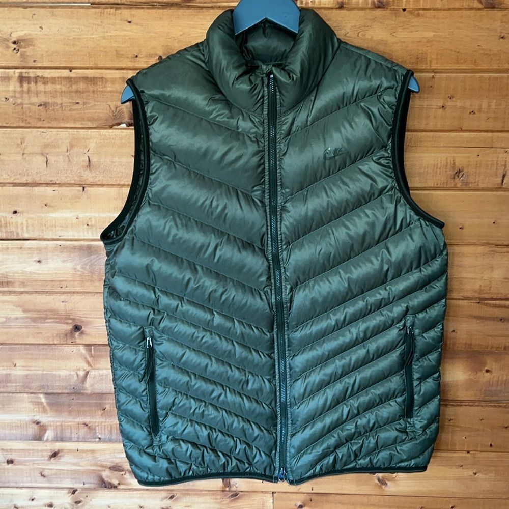 Nike Sportswear Army Green Goose Down Puffer Vest Men L